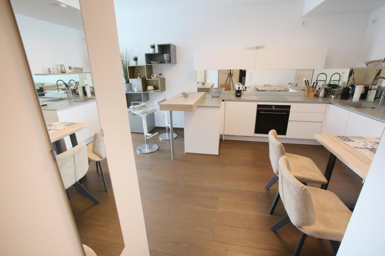 25H Spa-Residenz Pools In & Out, Private Garden & Beach Neusiedl am See Bagian luar foto